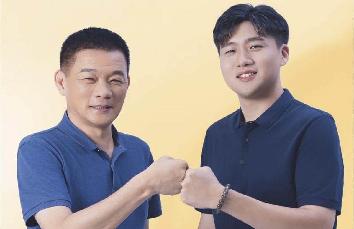 陳善慧(左)疑涉綠能光電弊案以250萬元交保，兒子陳冠宇(右)競選總部發聲明堅持清白問政、真誠服務鄉親，一切靜待司法調查釐清真相。 圖：翻攝陳冠宇臉書