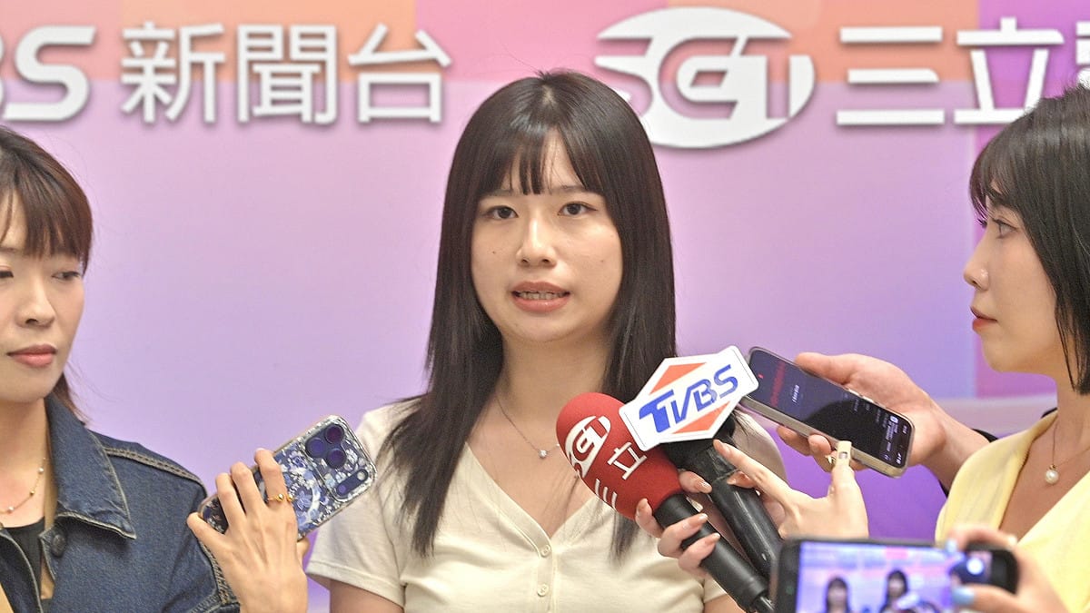 蔣萬安競選辦公室主任葉向媛表示，蔣萬安市長因感冒，嗓子目前仍在恢復當中，但一定會拿出最好狀態報告過去四年的政績，還有未來四年的願景。 圖：TVBS提供