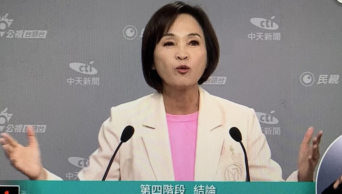 柯志恩批賴瑞隆，包括砍勞工假、一萬普發，都跟黨意站在一起。 圖：孫家銘／翻攝