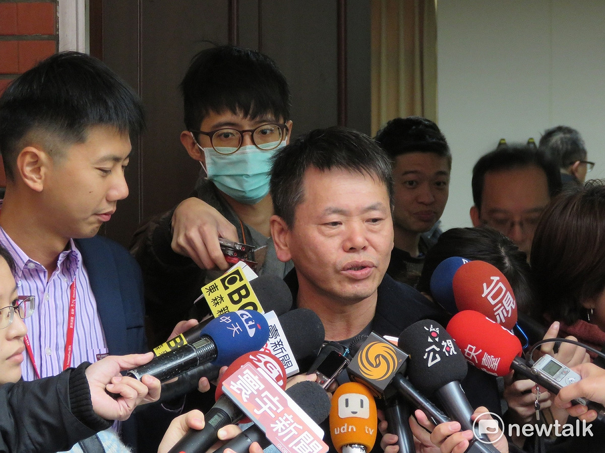 國民黨團書記長林為洲上午表示，「沒有要擋公投法」，而是要凸顯無論一例一休或促轉條例，民進黨以橫行霸道方式強渡關山。 圖：趙婉淳/攝