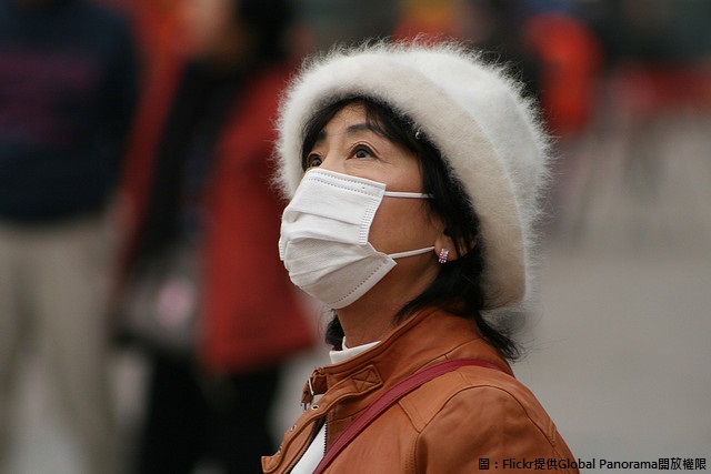 今天受境外汙染物的影響，高屏地區及金門空氣品質AQI為紅色警示。 圖：Flickr提供Global Panorama開放權限