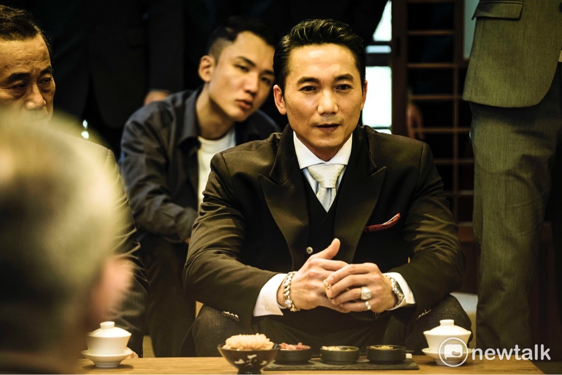 《角頭2—王者再起》鄒兆龍一拋過去武打形象 詮釋智慧型罪犯以眼神殺人！ 圖：齊石傳播提供