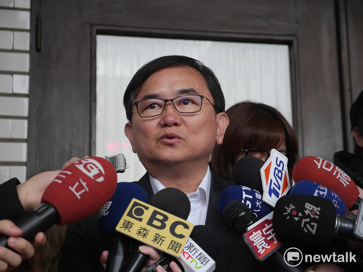 民進黨團幹事長劉櫂豪則說，社會各界關心的空污法、礦業法將於下個會期列為優先法案。 圖：趙婉淳/攝