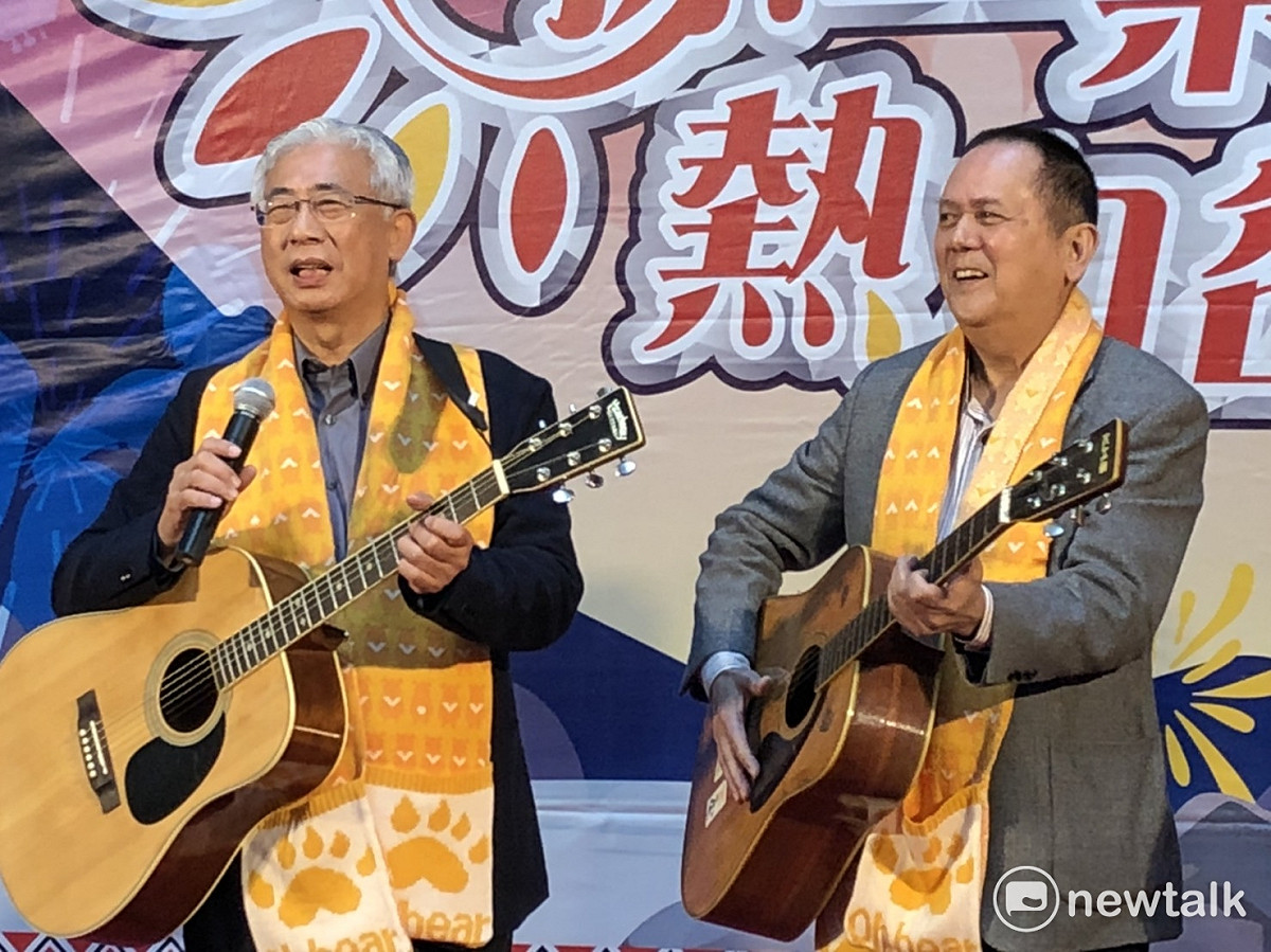 陳盛山說，谷關場邀請許多在地的原住民舞團熱舞，也有原民青年樂團—虹谷樂團、最佳美聲組合—知己二重唱、偶像團體MODS成員陳謙文等一起表演，將在民歌、搖滾、原民等多種歌舞聲中迎接新的一年。 圖：王鵬宇/攝