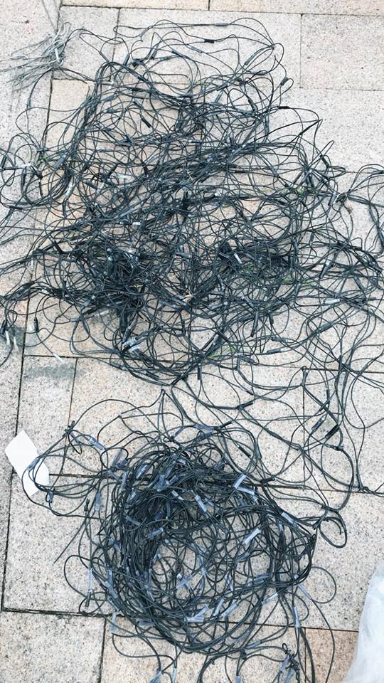 有40至50公尺網燈損壞，目前已修復完畢，呼籲民眾不要再任意踐踏。 圖 : 台中市政府水利局 / 提供