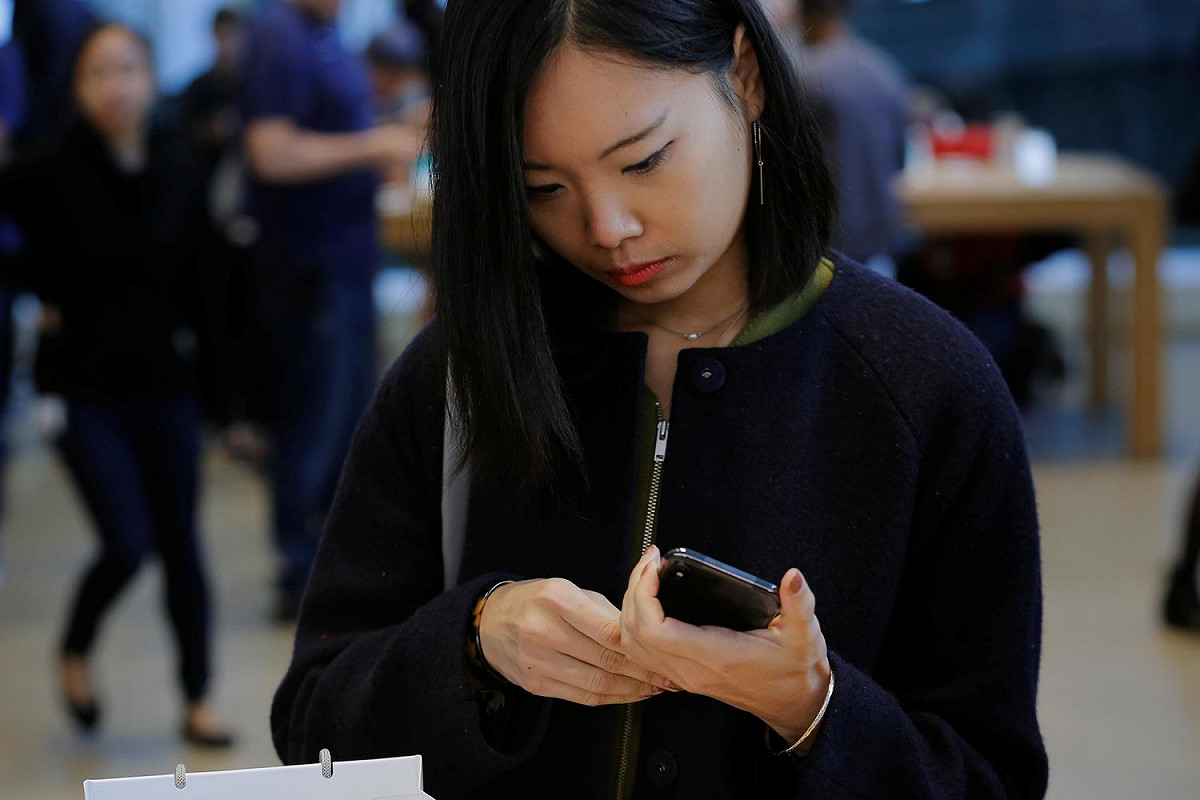 蘋果祭出促銷，iPhone X在中國市場的售價首次低於舊款的iPhone 7。 圖：達志影像/路透社