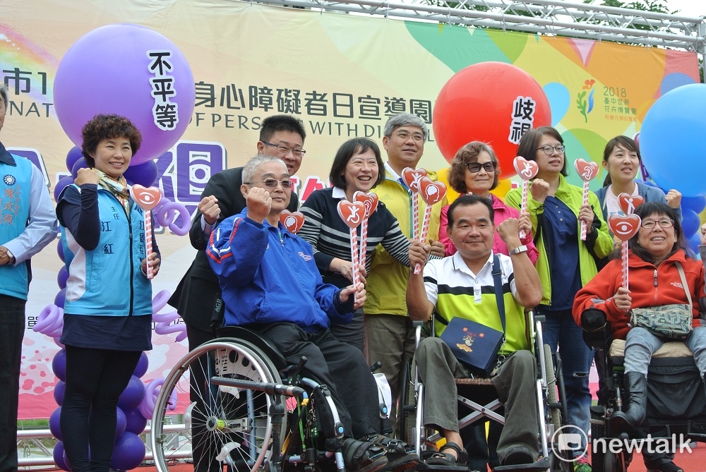 廖婉如經常參加關懷弱勢族群活動。 唐復年/攝