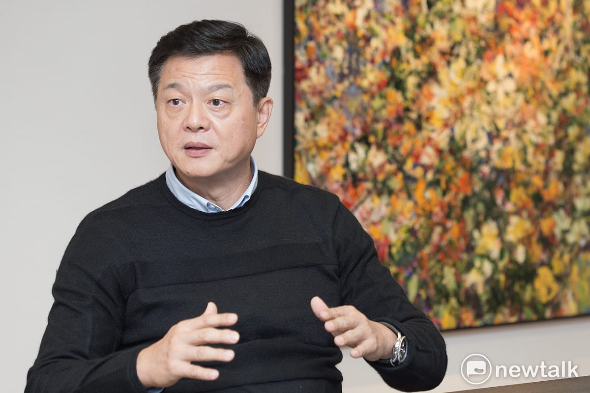 從專業的角度上來講，前台北縣長、2018新北市長參選人周錫瑋認為，自己一定比現任新北市副市長侯友宜強很多。 圖：李佳純/攝