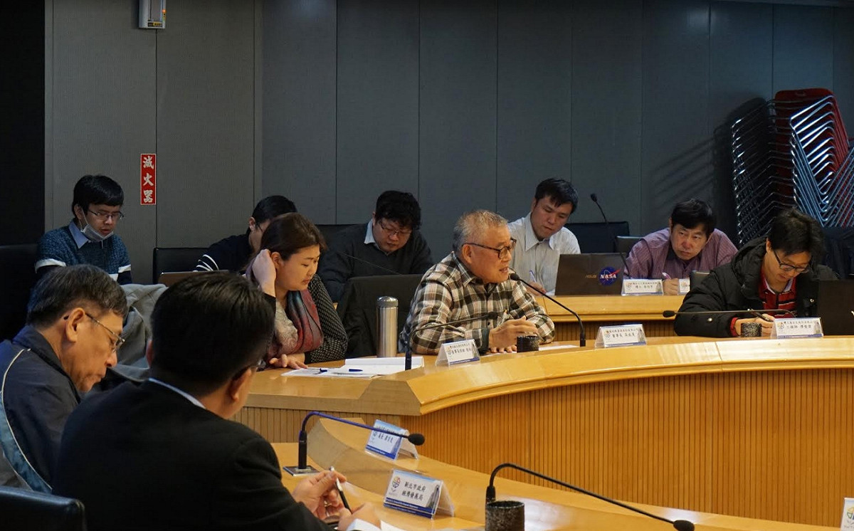 「地熱開發說明會」與會人員現場提問。 圖：新北市政府/提供