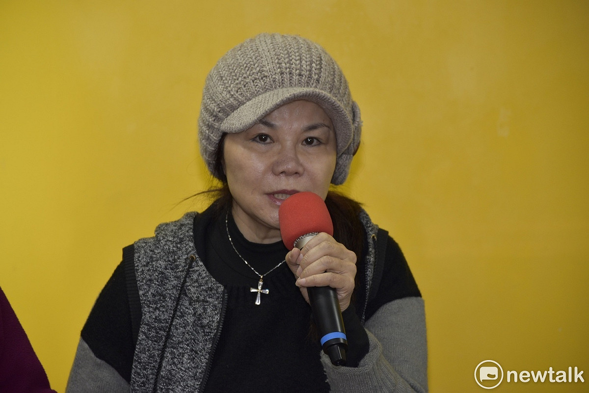 提供陳斯俊住宿的房東戈蘭說，清晨六點多天還未亮，家裡就出現七八位陌生人，很像納稅時代的蓋世太保，直入陳斯俊房間進行搜索，「好可怕」，彷彿回到戒嚴時期，覺得自己如同猶太人。 圖：趙婉淳／攝