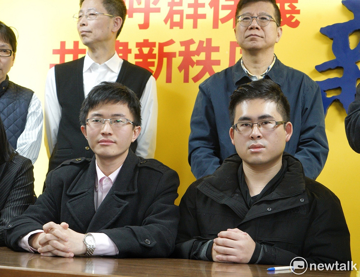 新黨發言人王炳忠涉及國安法，日前遭北檢搜索調查，同時發新聞稿指出有現役軍人涉案其中。 圖：張良一／攝
