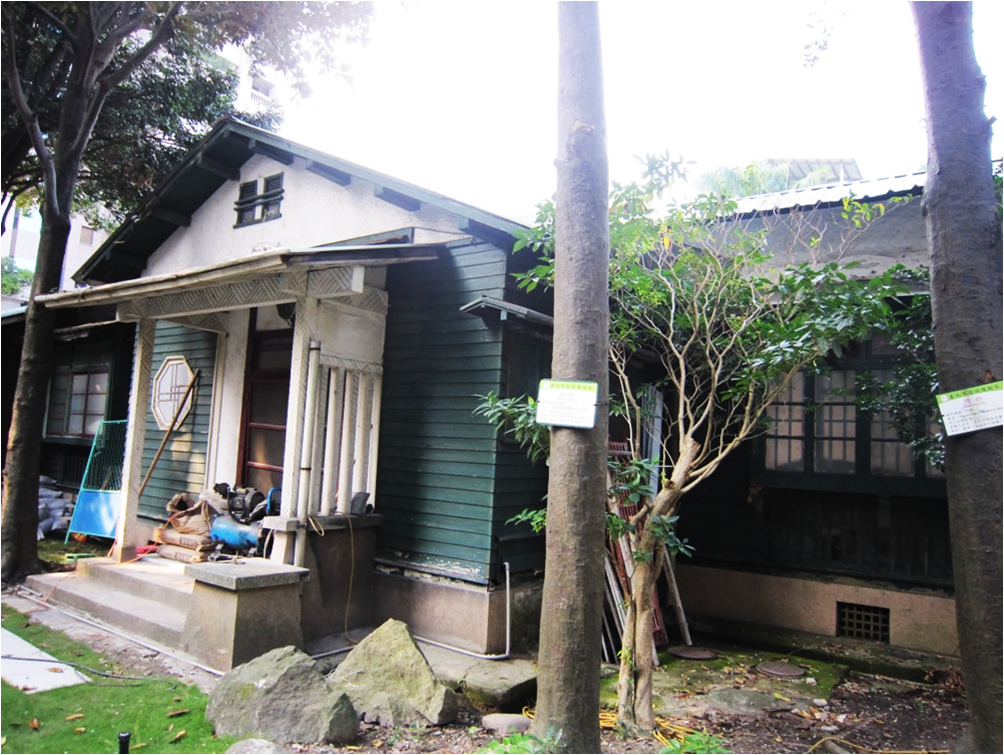 歷史建物幸町日式宿舍，修復前景觀。 圖:台北市文化局／提供