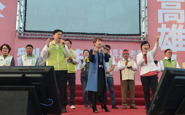 活動過程邀請藝人張秀卿精彩歌藝表演，炒熱現場氣氛。

 圖：劉世芳服務處/提供