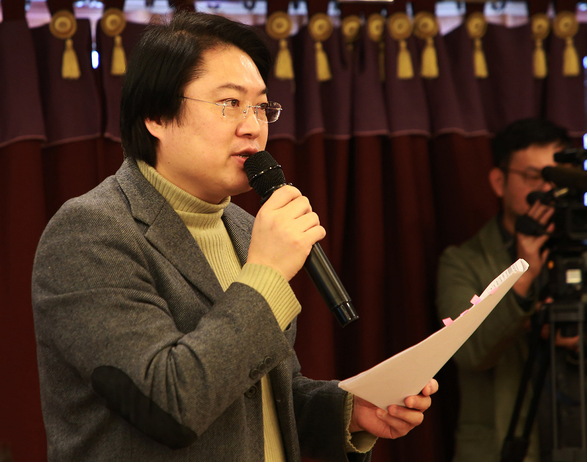 基隆市長林右昌今(23)日親自主持第三次市政顧問座談會。 圖：基隆市政府/提供