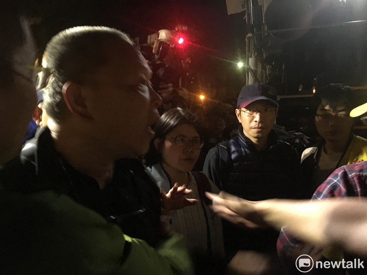 毛振飛決策圈宣布有意願留下的民眾可自行留下。 圖：黃韋銓/攝