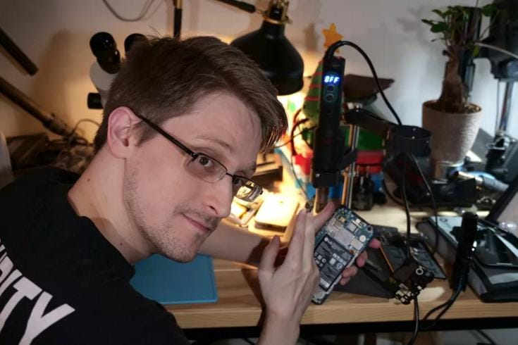 2013年揭露美國網路監控計劃的史諾登（Edward Snowden），目前致力於維權APP的開發。 圖：翻攝自 Edward Snowden 推特