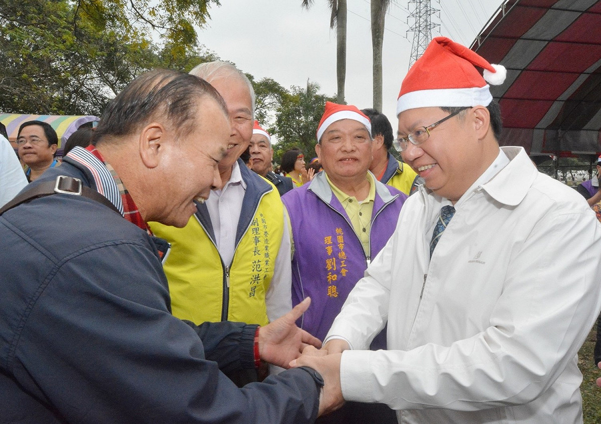 桃園市長鄭文燦出席桃園市總工會106年勞工育樂活動。 圖 : 翻攝自桃園市政府官網