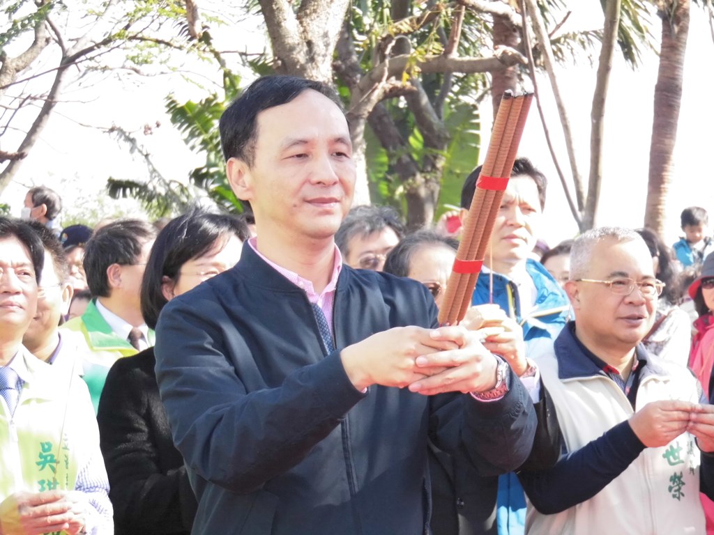 整體改建計畫完工後，預計可以降低汽機車爭道肇事發生率、提供人形及自行車空間、改善河川水里提升抗洪能力，並以環河匝道分流來降低文化路負擔。 圖 : 新北市政府 / 提供