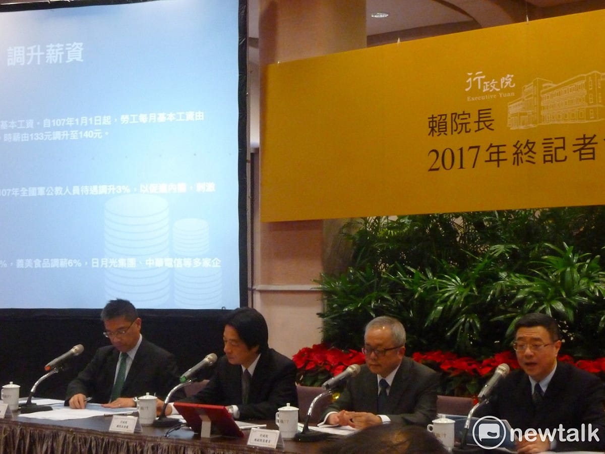 行政院今(27)日舉行年終記者會。 圖：謝莉慧/攝