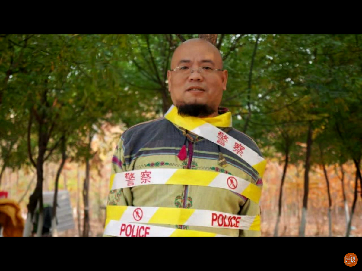 「在『偉光正』（偉大、光榮、正確）的殘暴統治下，不被『犯罪』都不好意思…一份出自獨裁專制政權的有罪判決書，是頒給民主自由戰士的一座金光閃閃的獎杯」，吳淦對自己堅持信念感到心安理得。 圖：翻攝自Youtube