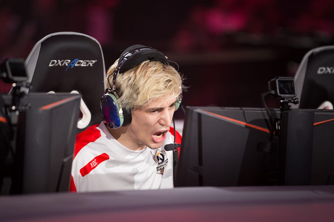xQc直播時遭惡意人士盯上，進行實況攻擊。 圖 : 暴雪娛樂提供