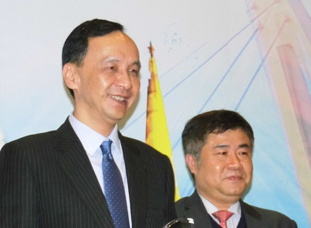 新北市政府BIM技術代表台灣參加IDC亞太智慧城市競賽，榮獲冠軍首獎，於IDC亞太智慧城市頒獎暨BIM應用研討會上頒獎。 圖：新北市政府/提供