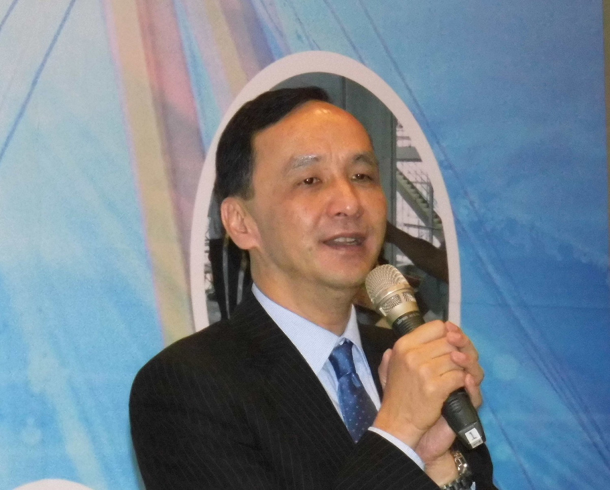 新北市政府BIM技術代表台灣參加IDC亞太智慧城市競賽，榮獲冠軍首獎，於IDC亞太智慧城市頒獎暨BIM應用研討會上頒獎。 圖：新北市政府/提供