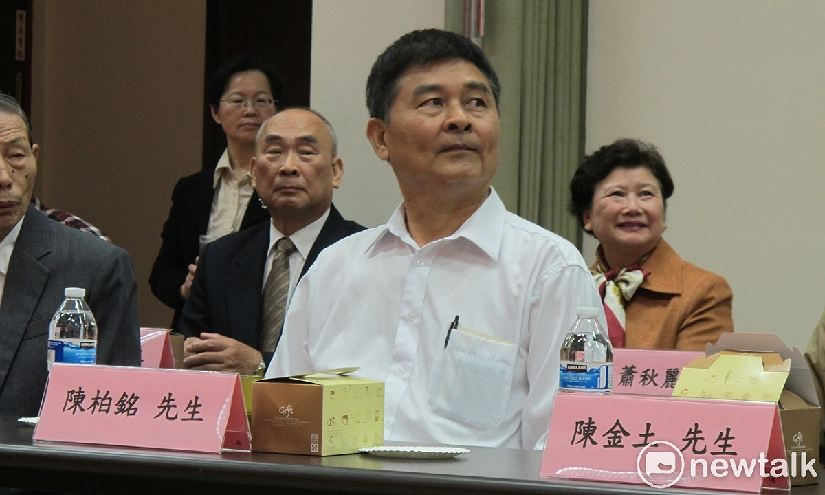 鹿窟事件首謀陳本江之子陳柏銘今（28）日代替父親向受害者道歉。 圖：林朝億/攝
