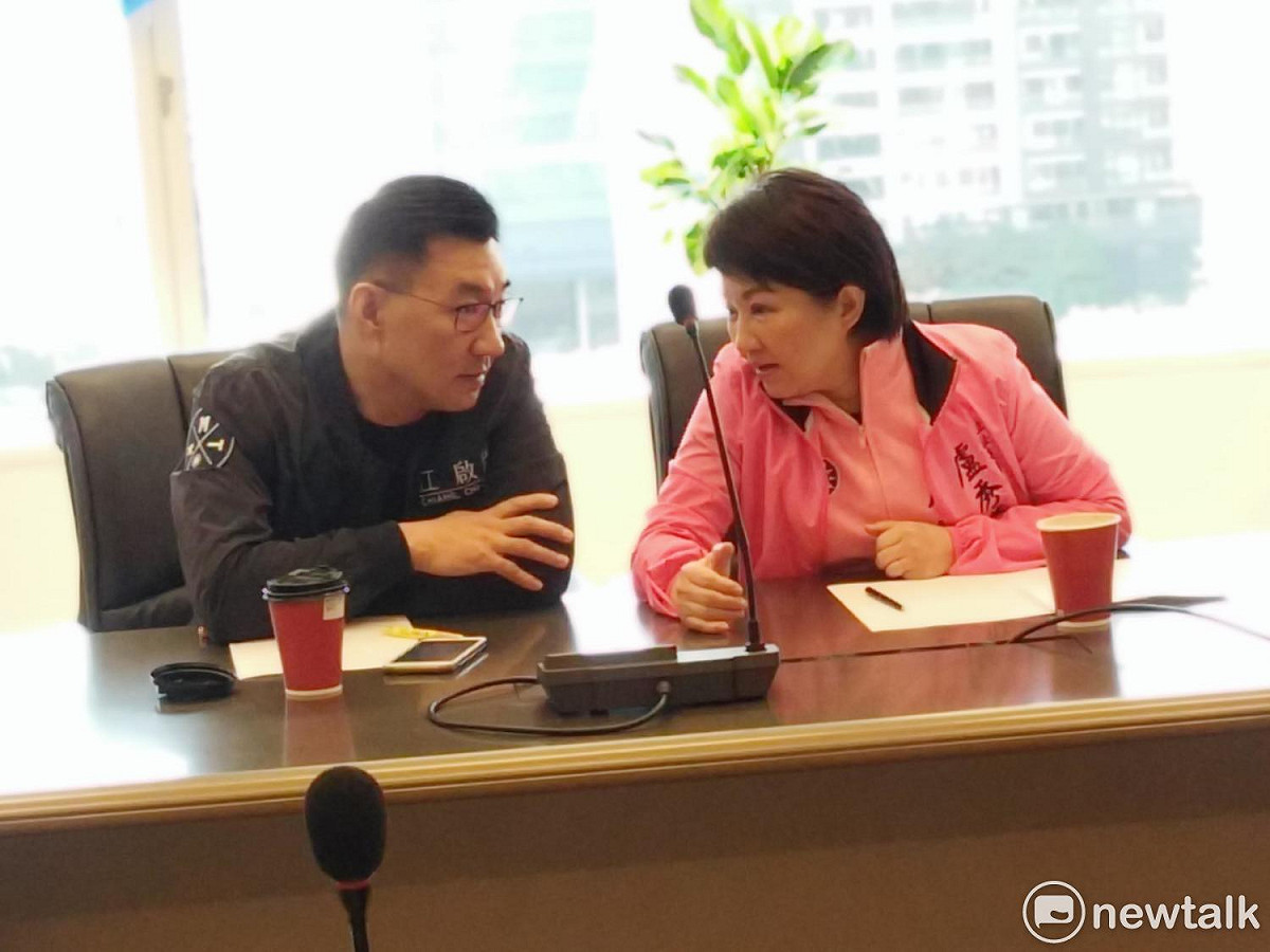 江啟臣與盧秀燕聲援國民黨團。 圖 : 唐復年/攝