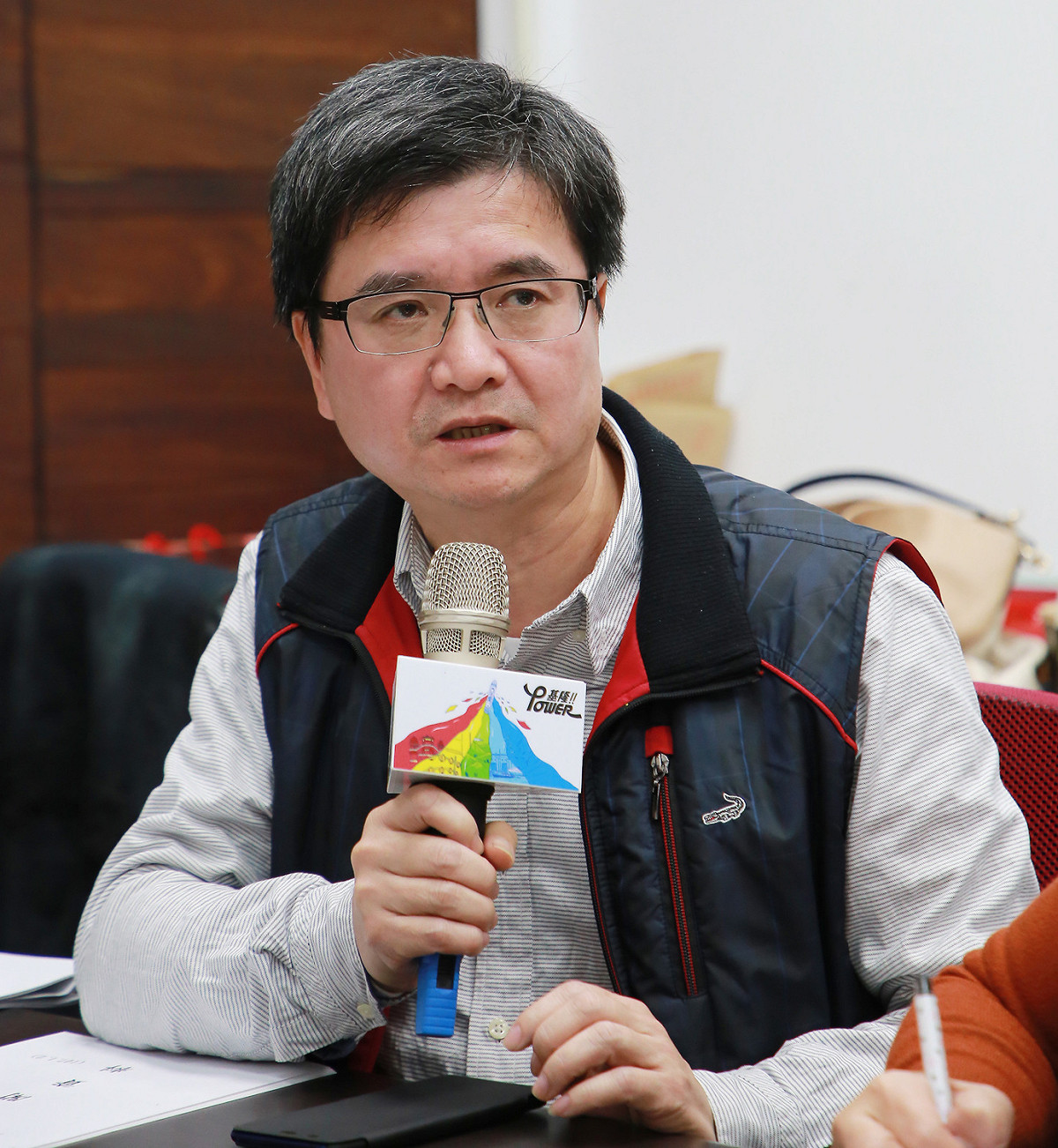 基隆市交旅處長李綱指出，依公路法77條規定，運輸業者未依照核准就無故異動，這相當嚴重，將採取嚴格裁罰。 圖 : 基隆市政府/提供
