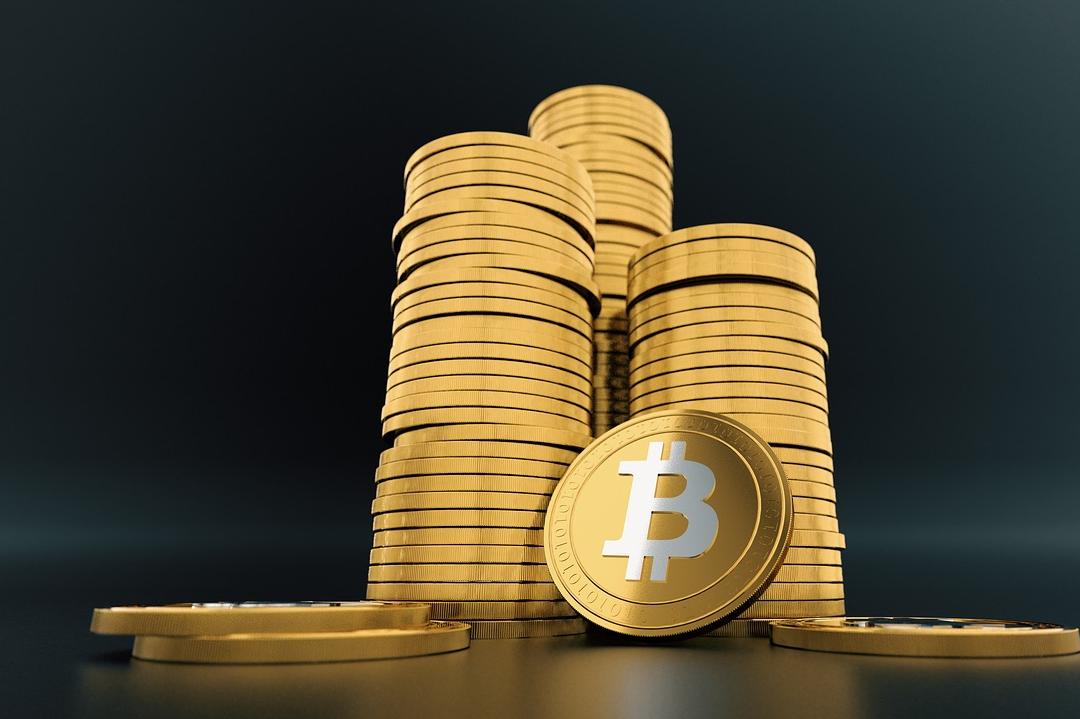 比特幣價格去年一飛沖天，吸引不少業餘投資客進場。但隨著多國金融監管機構打擊炒作歪風，比特幣價格一落千丈。 圖源：Pixabay