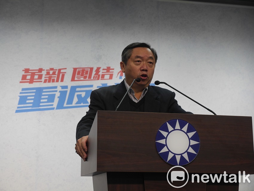 國民黨行管會主委邱大展下午表示，除了監察院認定黨產條例有違憲之虞外，台北高等行政法院也確信有違憲之虞，因次裁定行政訴訟停止進行，強調必須等到違憲審查出來以後，才能進行訴訟程序的下一步。 圖：趙婉淳／攝