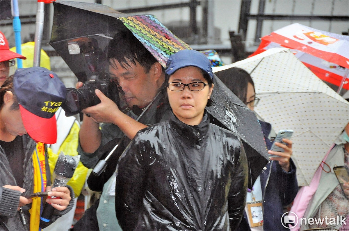 民進黨一修再修勞基法，勞團怒上街頭。 圖:陳香蘭／攝