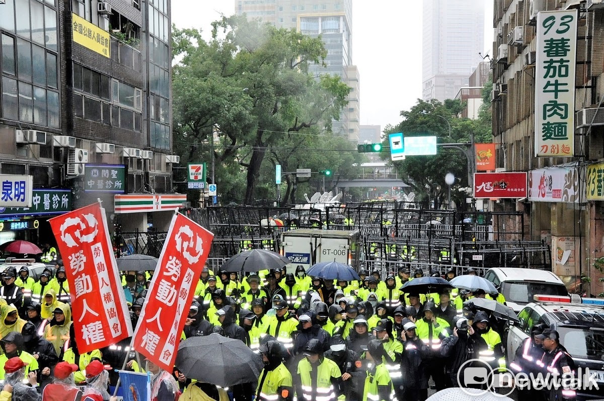 民進黨政府一再擴大集會遊行「禁制區」，台權會向國際發聲，說明台灣民主倒退現況。 圖：陳香蘭/攝