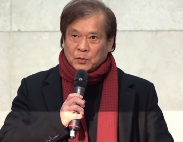 華視今（11）日召開董事會決議，認定總經理郭建宏「不適任」。對此，郭建宏晚間在華視大樓召開記者會發表聲明，為自己平反。 圖：翻攝youtube