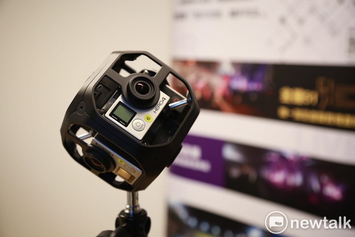 跨視代眾多使用的360直播工具之一，早期框架也是由360以3D列印製成。 圖：朱泓任/攝