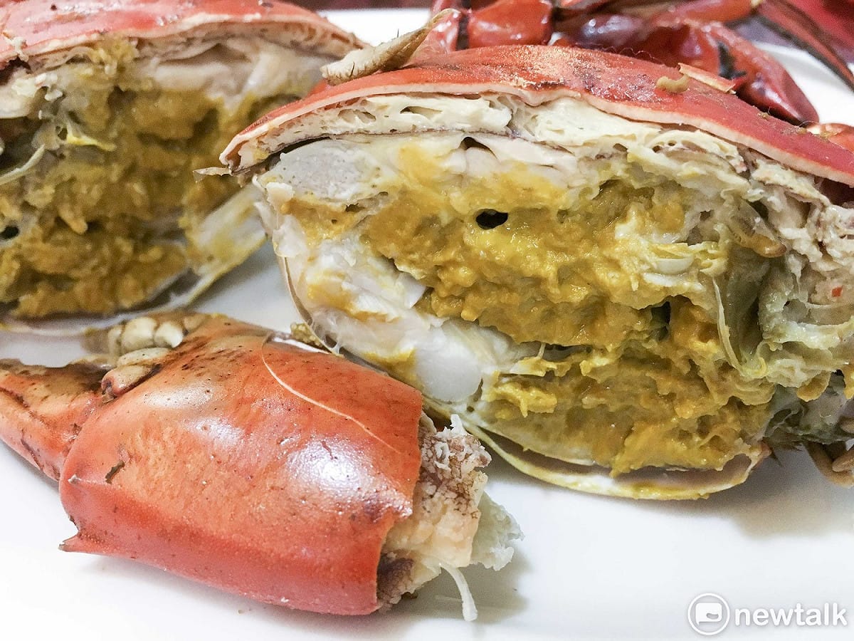 安南區的海產店，主打處女蟳。 圖/張大魯攝