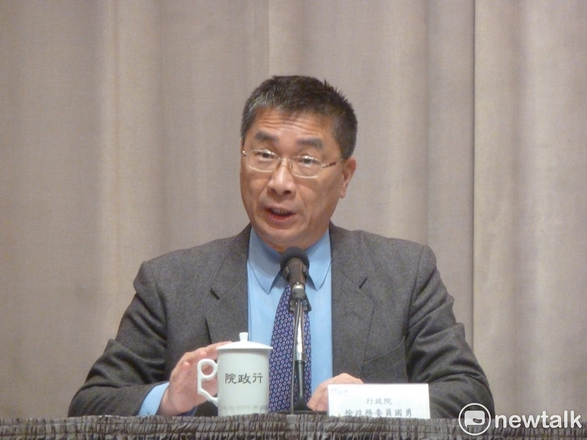 總統府資政辜寬敏昨天表示，希望總統蔡英文做1任就好「讓大家永久思念才有價值」，也說行政院長賴清德在2020年選總統「一定贏」。對此，行政院發言人徐國勇今天回應，賴清德已多次表示全面支持蔡英文連任，「這種說法應該適可而止」，對團結也無助益。 圖：謝莉慧/攝