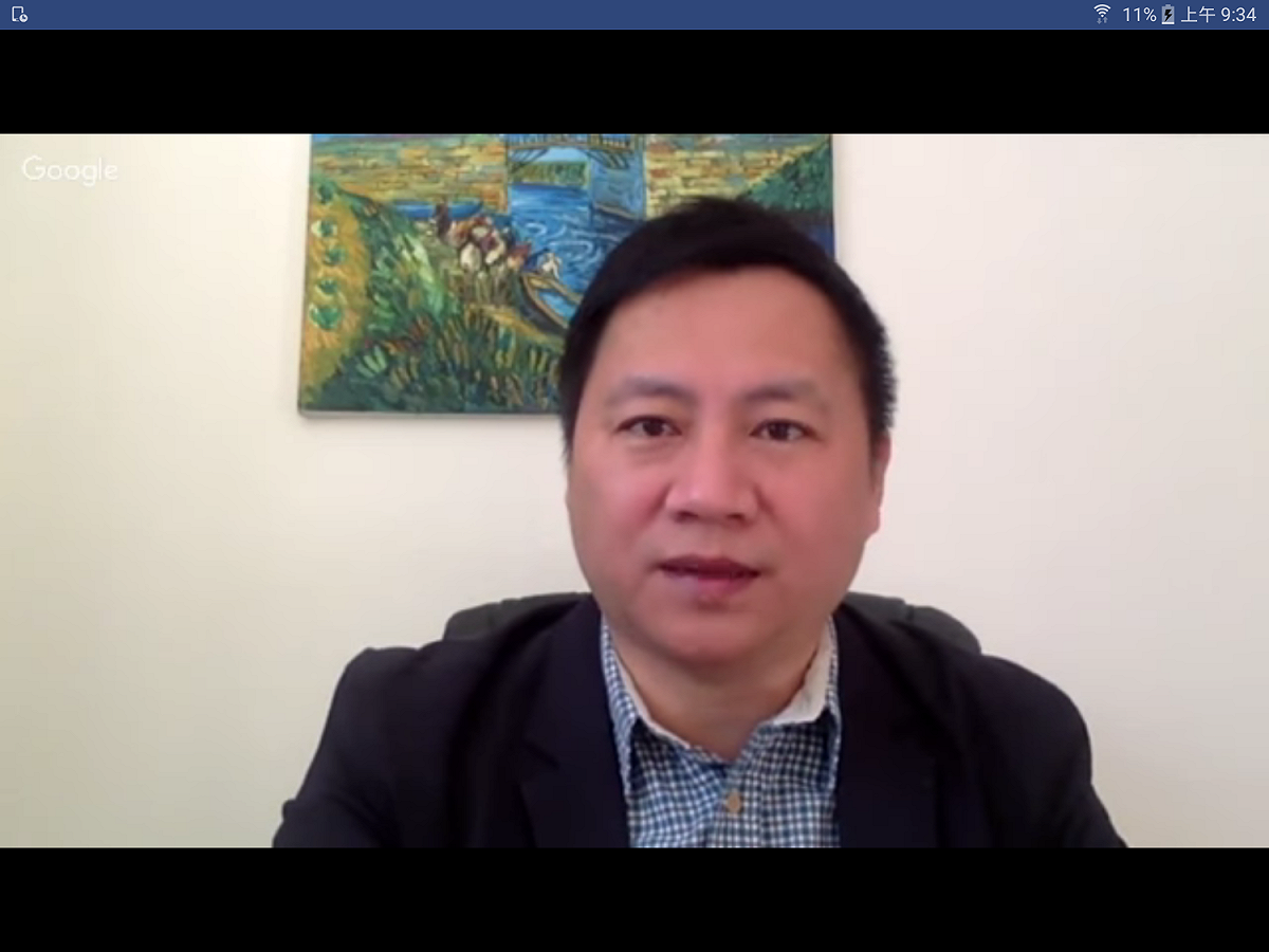 王丹雖然遠在美國，仍常透過臉書評論兩岸三地時事，並透過直播開講「王丹學堂」。昨天的主題是「90後世代會改變中國嗎？」，其將中國民主的前途寄希望於年輕世代不言而喻，正如他在1989年那個春夏之交所投身的運動一樣。 圖：翻攝自王丹臉書直播(資料照片)