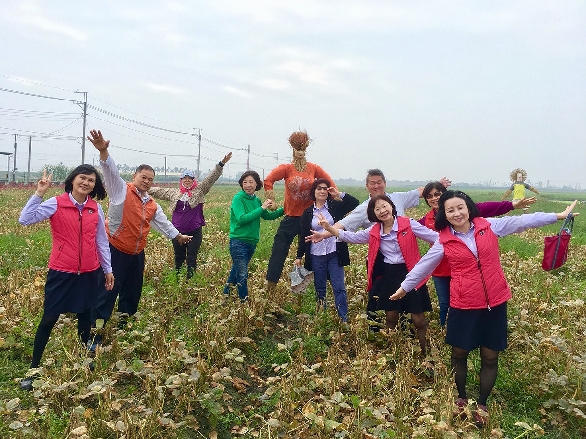 「老鷹紅豆」是不毒鳥、不用落葉劑、安全用藥、生產安全安心的產銷履歷紅豆，不用擔心農藥殘留的問題，也扎根消費者對土地環境的關懷。 圖：農糧署南區分署／提供