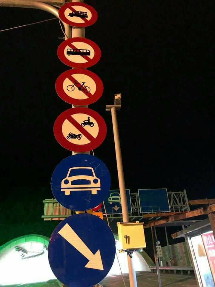 即將開通的蘇花改，遭指除了小客車以外，其它車輛全面禁止進入，但卻沒有限制行人出入。 圖：翻攝蘇花公路即時路況臉書專頁
