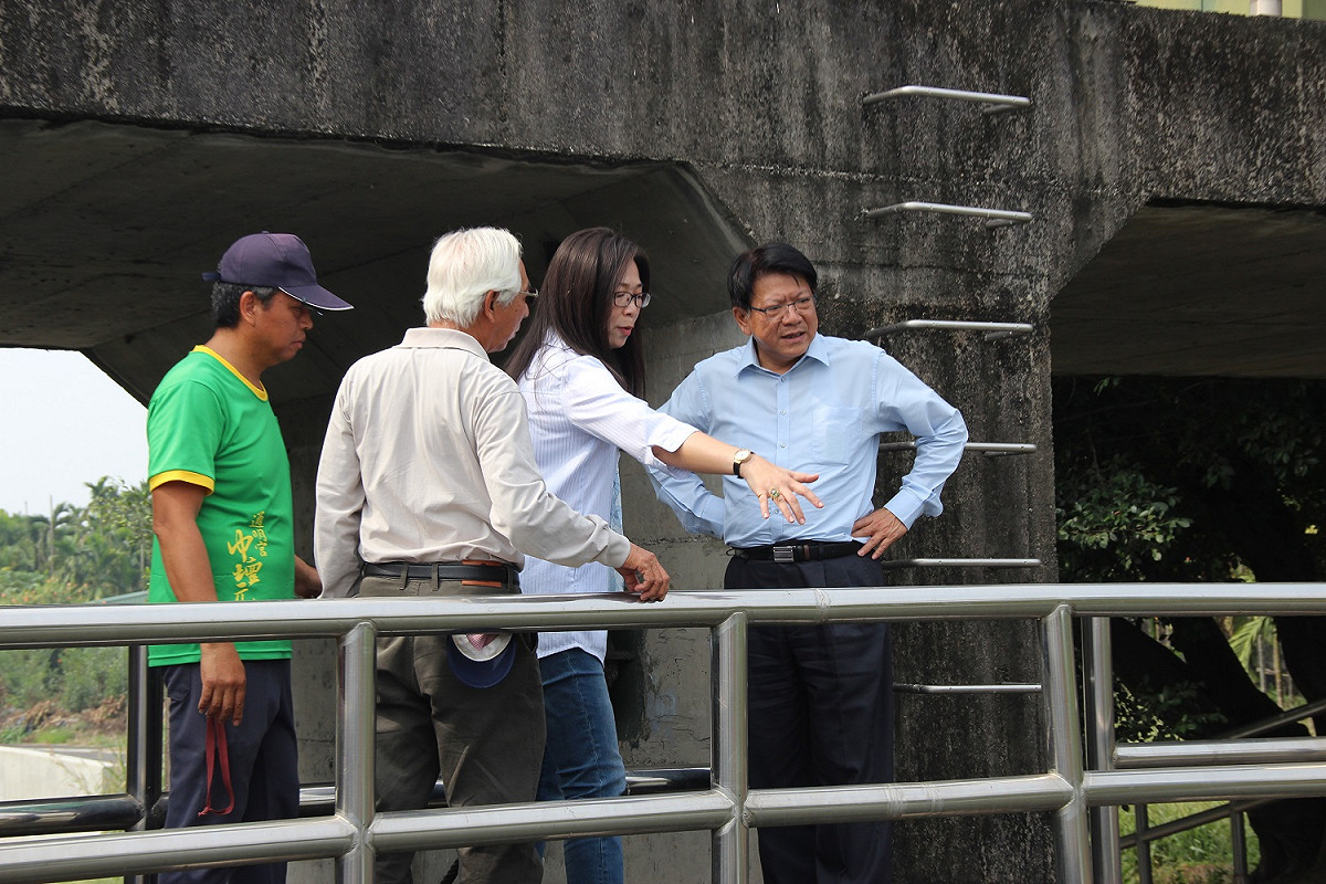 潘孟安表示，水與客庄聚落的發展息息相關，縣府客務處歷經3年多的前置作業，委託專業團隊，在六堆地區尋找親水營造點，糶糴村達達港是其中一處。 圖：屏東縣政府／提供