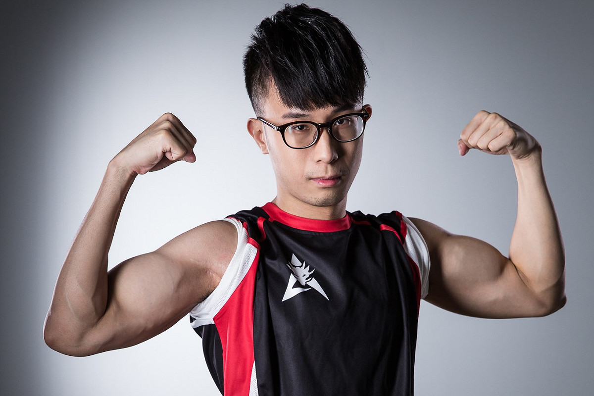 HKA的中路選手Chawy展現出超棒的身材。 圖：翻攝自 Garena eSports  flickr