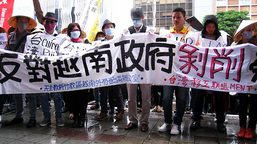 越南國外勞工管理局最近公布數據顯示，去年越南共輸出勞工13萬4751人，其中赴台就業人數最多，達6萬6926人，占總輸出人數的49.7%。 圖 : 翻攝自苦勞網