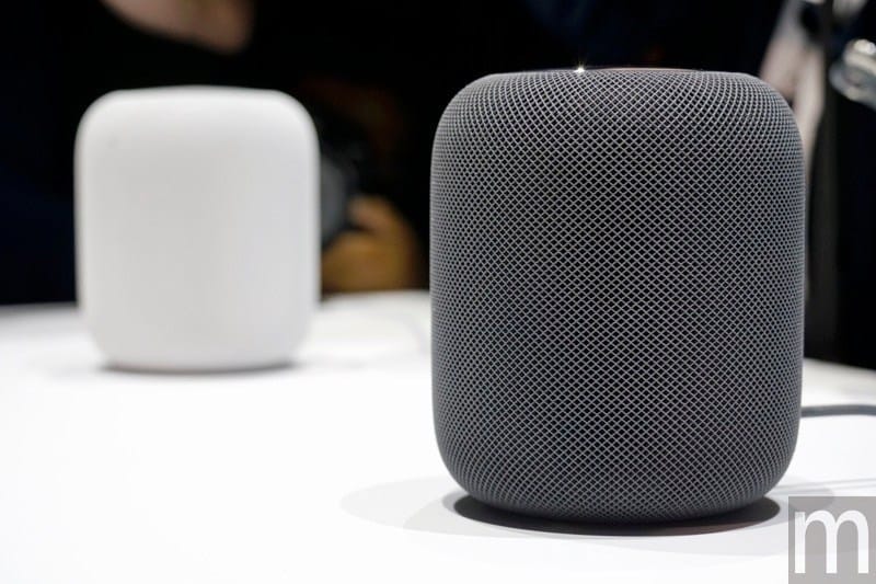 蘋果新推出的AI語音助理「HomePod」表現成為了全球關注的焦點，雖然維修費較貴且回答正確率為所有AI語音助理中最低的，但由於其易上手好操作與高音質呈現也讓用戶相當驚豔。 圖 : 翻攝自mashdigi.com