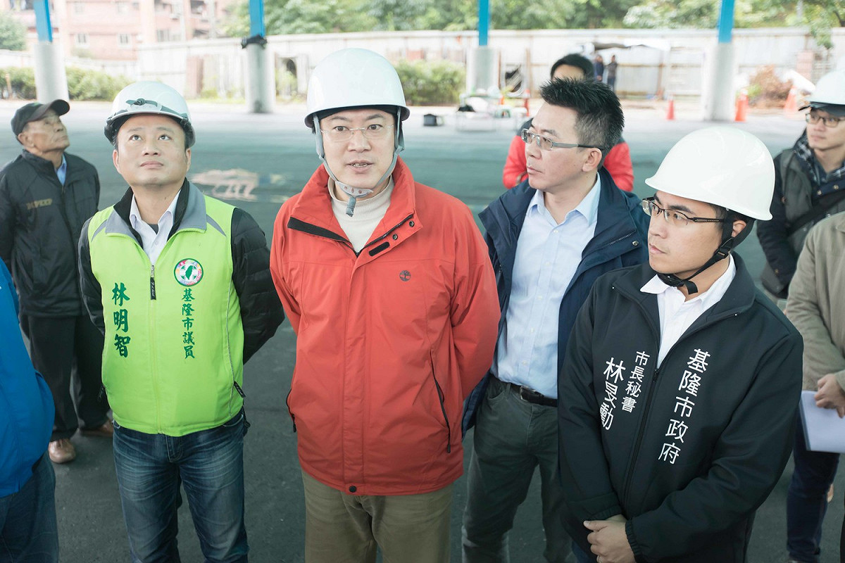 基隆市長林右昌（左2）今到場視察。 圖：基隆市政府 / 提供