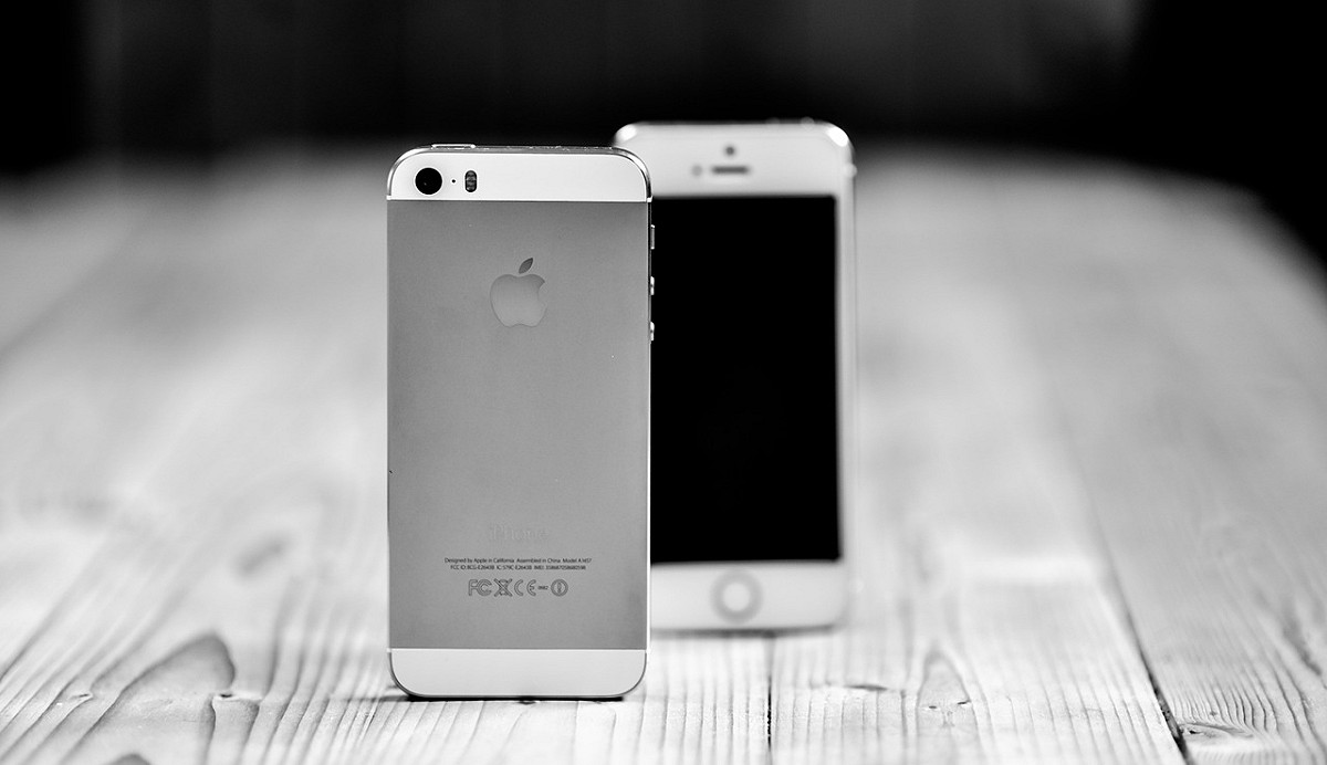 統計2017年10到12月的銷售量，舊款iPhone 8的銷量竟然贏過了iPhone X。 圖源：Pixabay