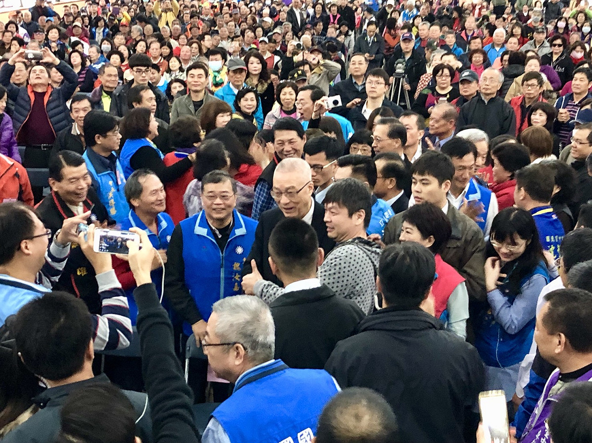 吳敦義進場時受到熱烈歡迎。 國民黨台中市黨部/提供