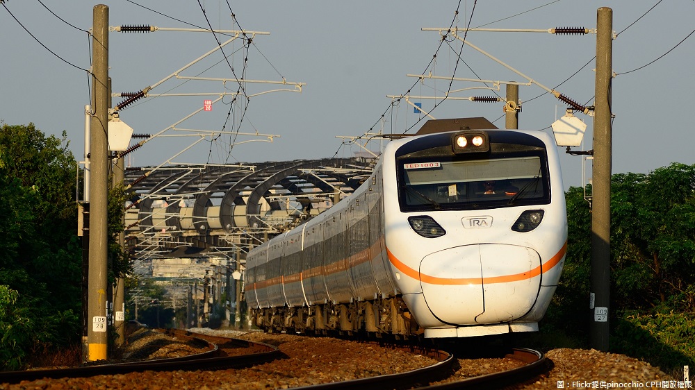 台鐵今日公告，從4月3日至8日共計6天，將加開各級列車22班次疏運旅客，從3月29日零時起開放購票。 圖：翻攝自Flickr／pinocchio CPH開放權限