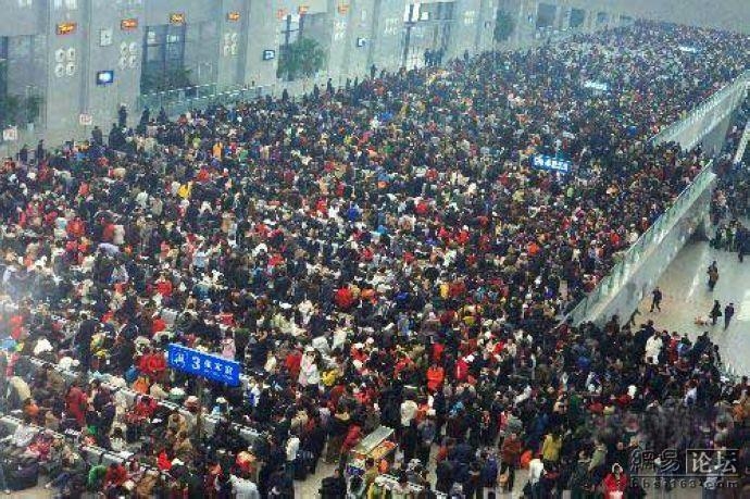 中國大陸官方31日指出，為期40天的「春運」將從2月1日展開到3月12日結束，預計旅客發送量將達到29.8億人次。 圖 : 翻攝自阿波羅網站